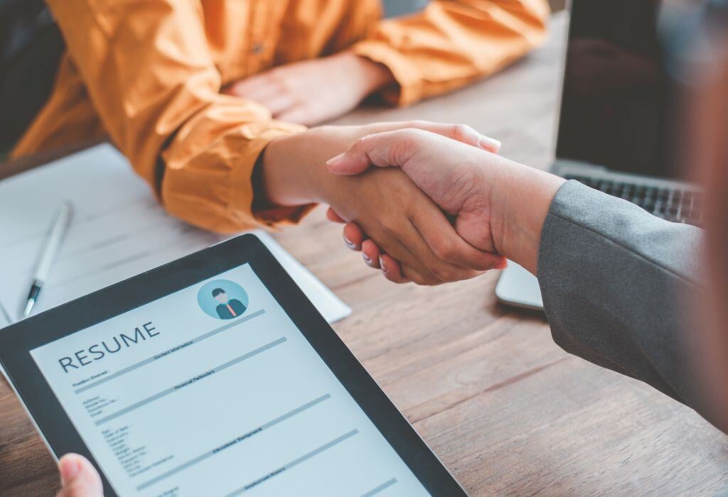 WelikeU-Stellenprofil-Check-Vorteile